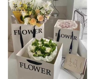 Пакет переноска біла FLOWER